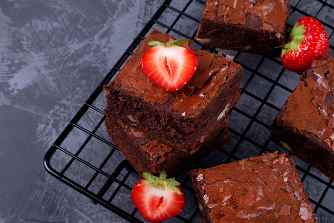 Brownies proteici alle fragole